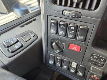 P320 4x2 / PALFINGER PK14002 / CRANE/KRAN